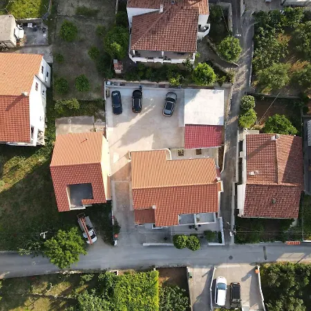 Panoramic View Mariane Preko